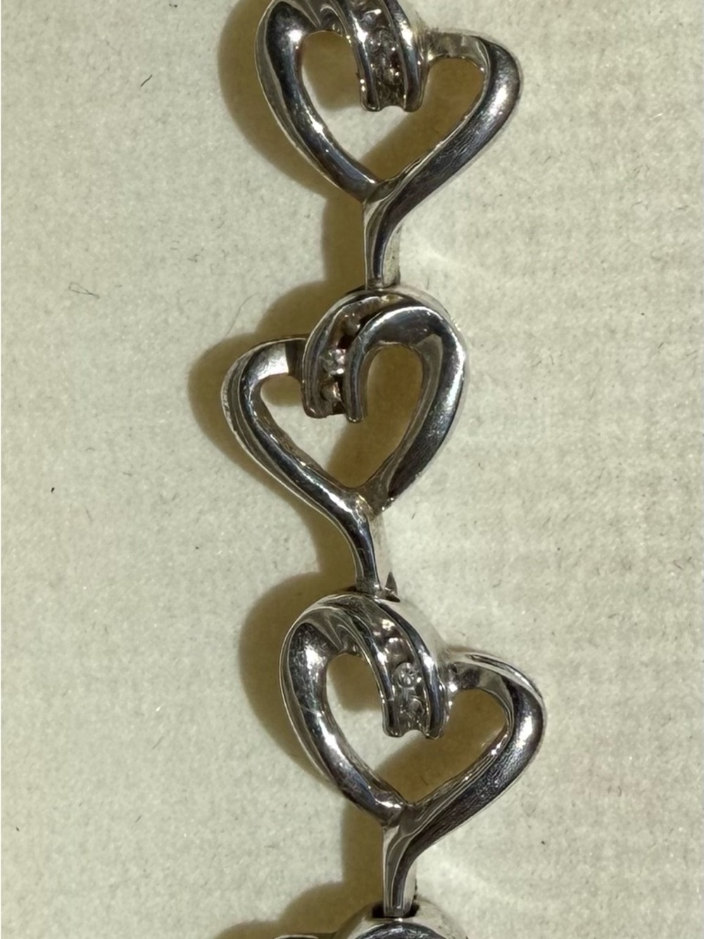 Diamond Heart Link Bracelet - Women Jewelry - Picture 2 of 6